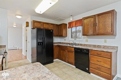 8601 E 17th Ave, Anchorage, AK 99504 - photo 5