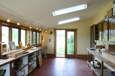 Art Craft Room 2