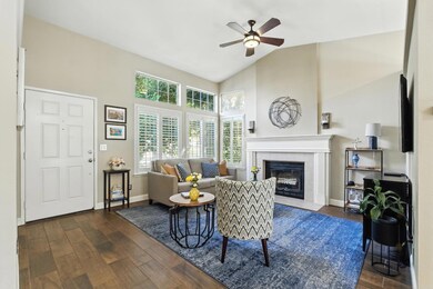 2371 E Goshen Ave, Fresno, CA 93720 - photo 6