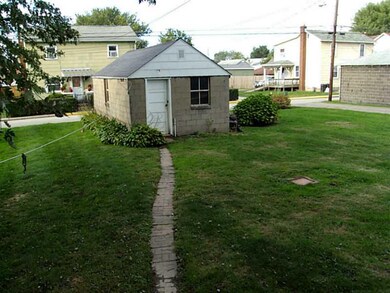 Yard/Garden. Double lot with level yard leads to d