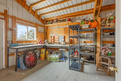 13439 SE Cayuse Rd, Prineville, OR 97754 - photo 4