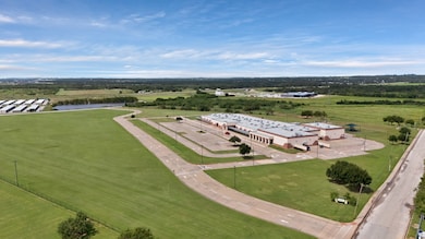 206 Hix Rd, Cleburne, TX 76031 - photo 6