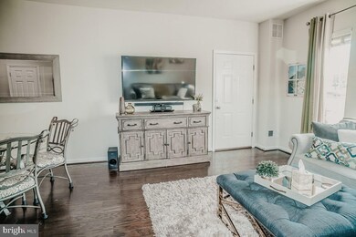 42739 Eildon Terrace, Ashburn, VA 20147 - photo 5