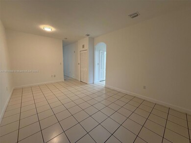 1663 SE 27th Dr unit 105, Homestead, FL 33035 - photo 7