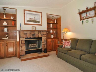 205 Little Pond Rd, Wakefield, RI 02879 - photo 5