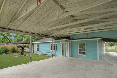 7634 Carothers St, Houston, TX 77028 - photo 4