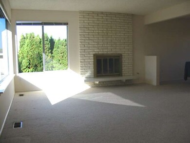 1004 10th Ave N, Edmonds, WA 98020 - photo 2