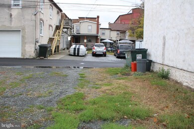 130 N Mill St unit APARTMENT D REAR, Birdsboro, PA 19508 - photo 3