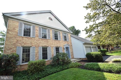 9100 Bakerhill Ct, Montgomery Village, MD 20886 - photo 3