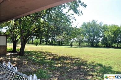 7221 Poison Oak Rd, Temple, TX 76502 - photo 3