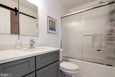 7525 Weather Worn Way unit F, Columbia, MD 21046 - photo 6