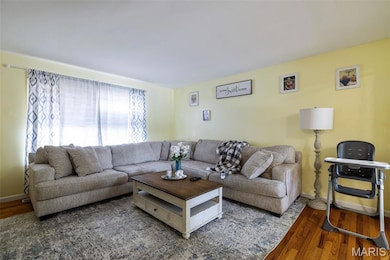 2393 Wesford Dr, Maryland Heights, MO 63043 - photo 4