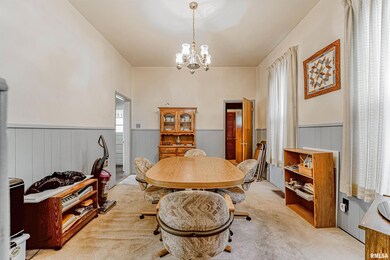 329 Willard Ave, Lincoln, IL 62656 - photo 6