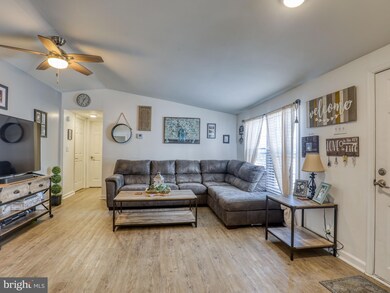 1243 Three Run Rd, Bunker Hill, WV 25413 - photo 6