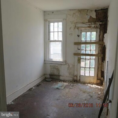 2325 Windsor Ave, Baltimore, MD 21216 - photo 7
