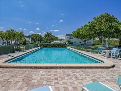 2800 Indian River Blvd unit 10r, Vero Beach, FL 32960 - photo 4