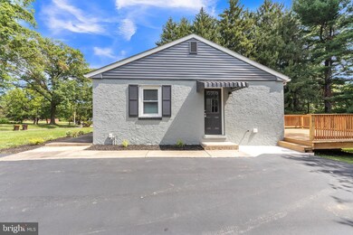 304 Heston Ave, Norristown, PA 19403 - photo 4