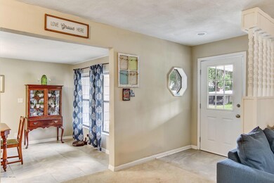 2315 Villanova Cir, Jacksonville, FL 32218 - photo 5