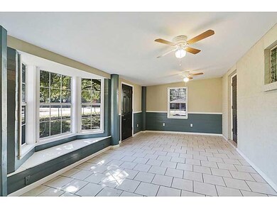 562 N Magnolia St, Slidell, LA 70460 - photo 4