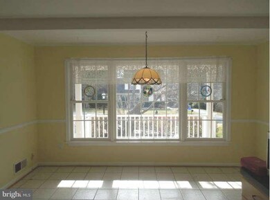 632 Whitingham Dr, Silver Spring, MD 20904 - photo 3