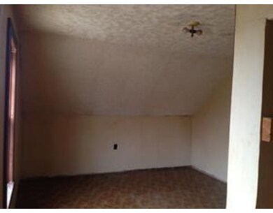 69 Ironstone St, Millville, MA 01529 - photo 3