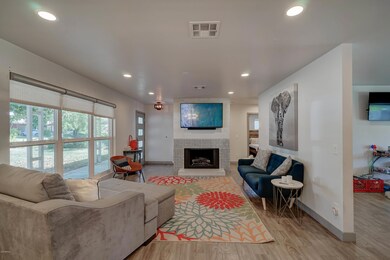 1023 E Tuckey Ln-4