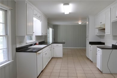 695 Lanes Bridge Rd, Jesup, GA 31545 - photo 4