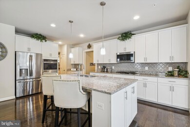 2106 Basil Hall Ln, Gambrills, MD 21054 - photo 5