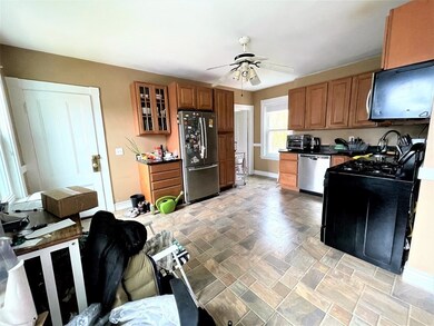 25 Sargent St unit 2, Cambridge, MA 02140 - photo 6