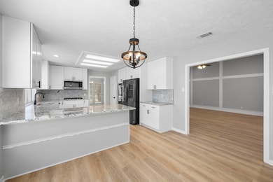 15966 Knolls Lodge Dr, Houston, TX 77095 - photo 7