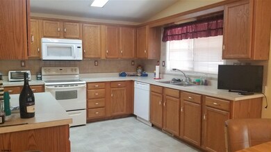 147 Troon Ct, Mays Landing, NJ 08330 - photo 4