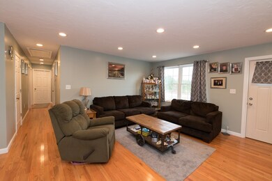 1 Marszalkowski St, Blackstone, MA 01504 - photo 6