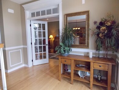 1229 Woodberry Dr, Mountain Top, PA 18707 - photo 2