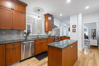 98 Amory St unit 1, Cambridge, MA 02139 - photo 3