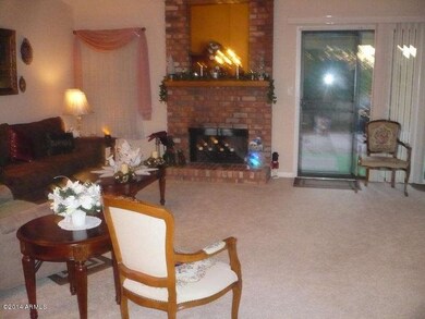 LIVING ROOM 1
