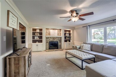 8040 Acuff Ln, Lenexa, KS 66215 - photo 7