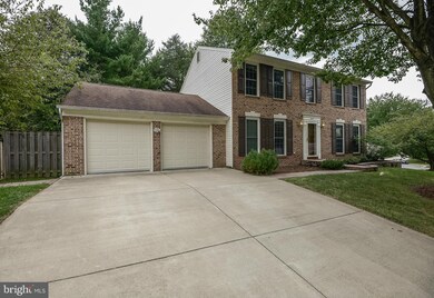 8511 Rehoboth Ct, Vienna, VA 22182 - photo 2