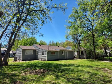 257 Graham Ave, Bonham, TX 75418 - photo 5