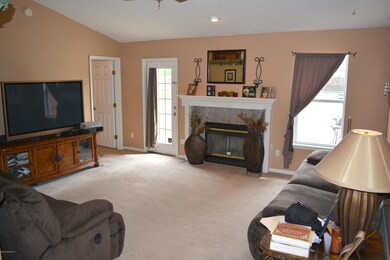 8087 Beatle Blvd, Jacksonville, FL 32244 - photo 3