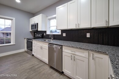 1509 Lawson Ave, Knoxville, TN 37917 - photo 6