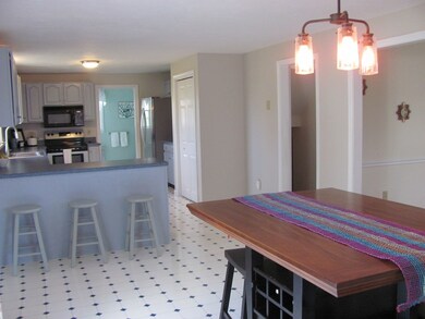 42 S Central St, Milford, MA 01757 - photo 4