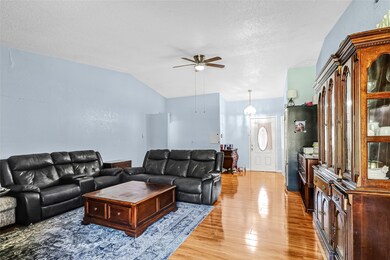 3217 Lariat Ln, Garland, TX 75042 - photo 4