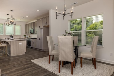 1541 S Broad St unit 1016, Winston-Salem, NC 27127 - photo 6