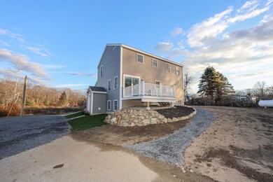 578 Rollins Rd, Rollinsford, NH 03869 - photo 5