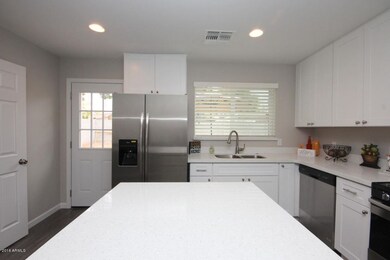 1649 N 22nd Place, Phoenix, AZ 85006 - photo 6