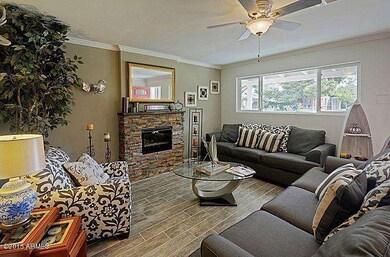 livingroom1_700