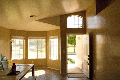 844 N Swan Drive-3