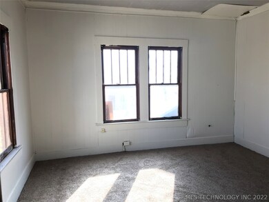 922 S Johnston St, Ada, OK 74820 - photo 6