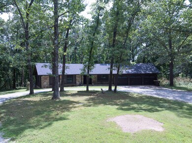 2386 W Deer Trail Ct, Nixa, MO 65714 - photo 2