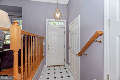 13 Rosebay Ct, Germantown, MD 20874 - photo 2